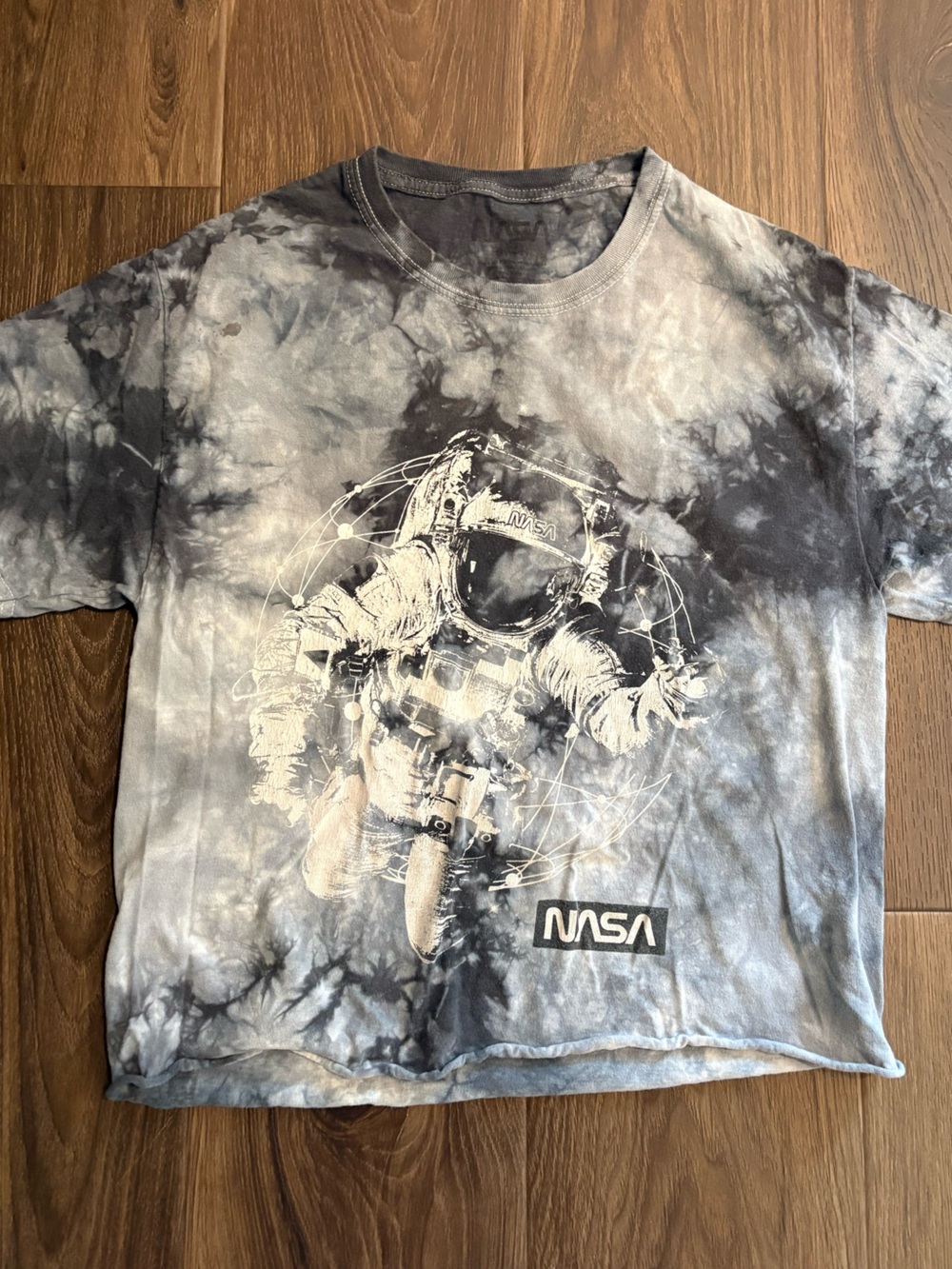 Tie-Dye Astronaut Graphic Tee - Gray/Black